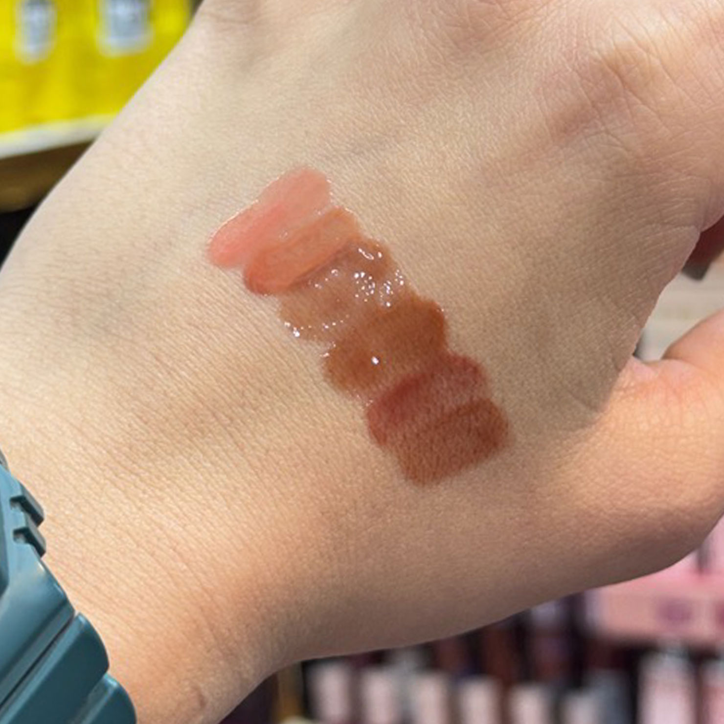 لیپ گلاس طرح گیسو اولیبالا