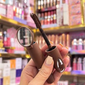 1. ریمل قهوه ای کاریته آینه دار
